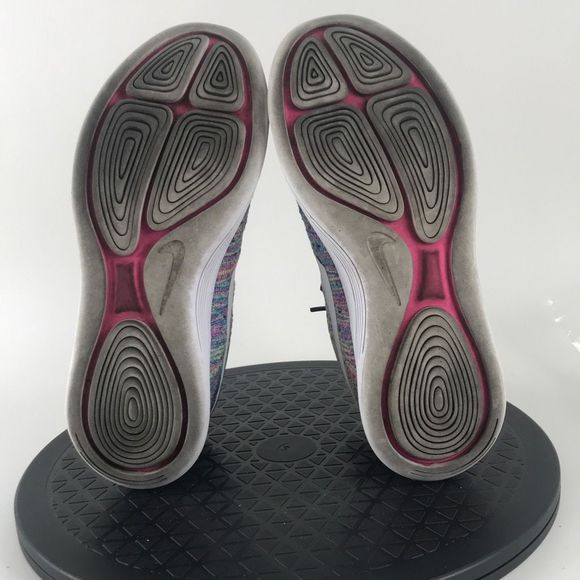 Nike LunarEpic Flyknit Multicolor Running Shoes 843765-004 Women’s Size 6.5 - Picture 10 of 12